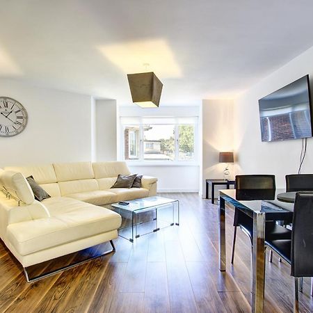 Sunderland Short Stays 2 Bedroom Apartment Free Parking Fulwell Sr6 Bagian luar foto