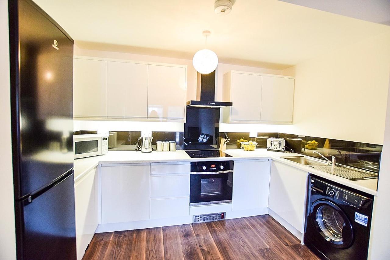 Sunderland Short Stays 2 Bedroom Apartment Free Parking Fulwell Sr6 Bagian luar foto