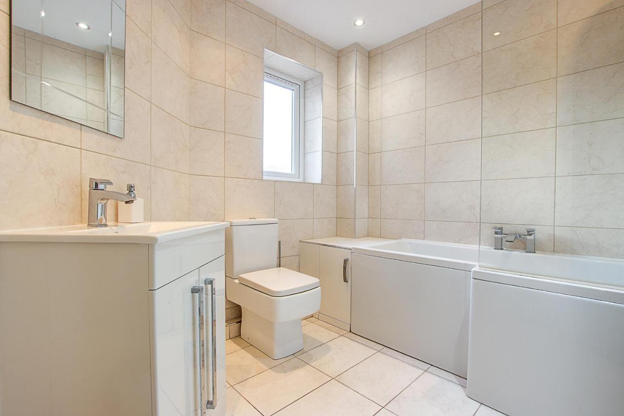 Sunderland Short Stays 2 Bedroom Apartment Free Parking Fulwell Sr6 Bagian luar foto