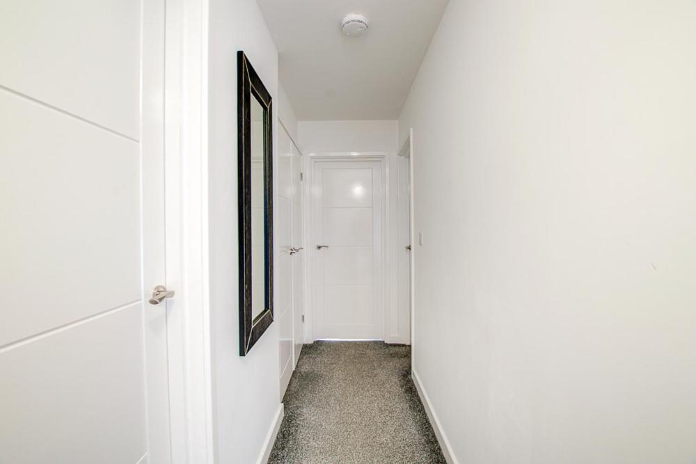 Sunderland Short Stays 2 Bedroom Apartment Free Parking Fulwell Sr6 Bagian luar foto