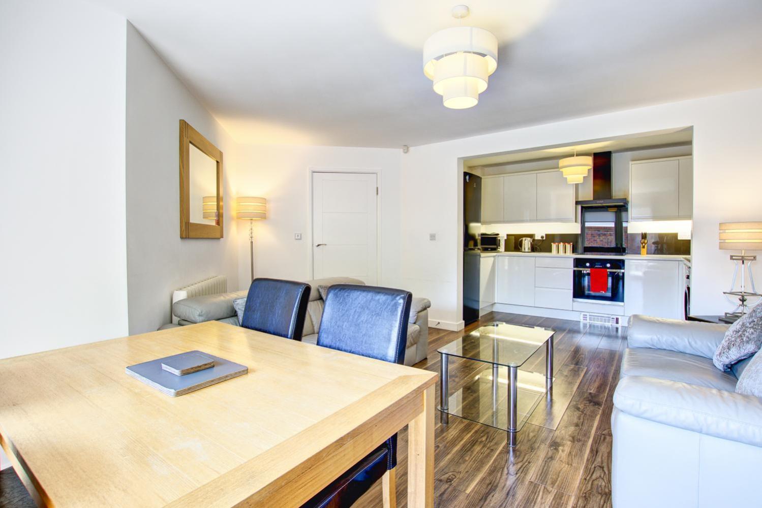 Sunderland Short Stays 2 Bedroom Apartment Free Parking Fulwell Sr6 Bagian luar foto