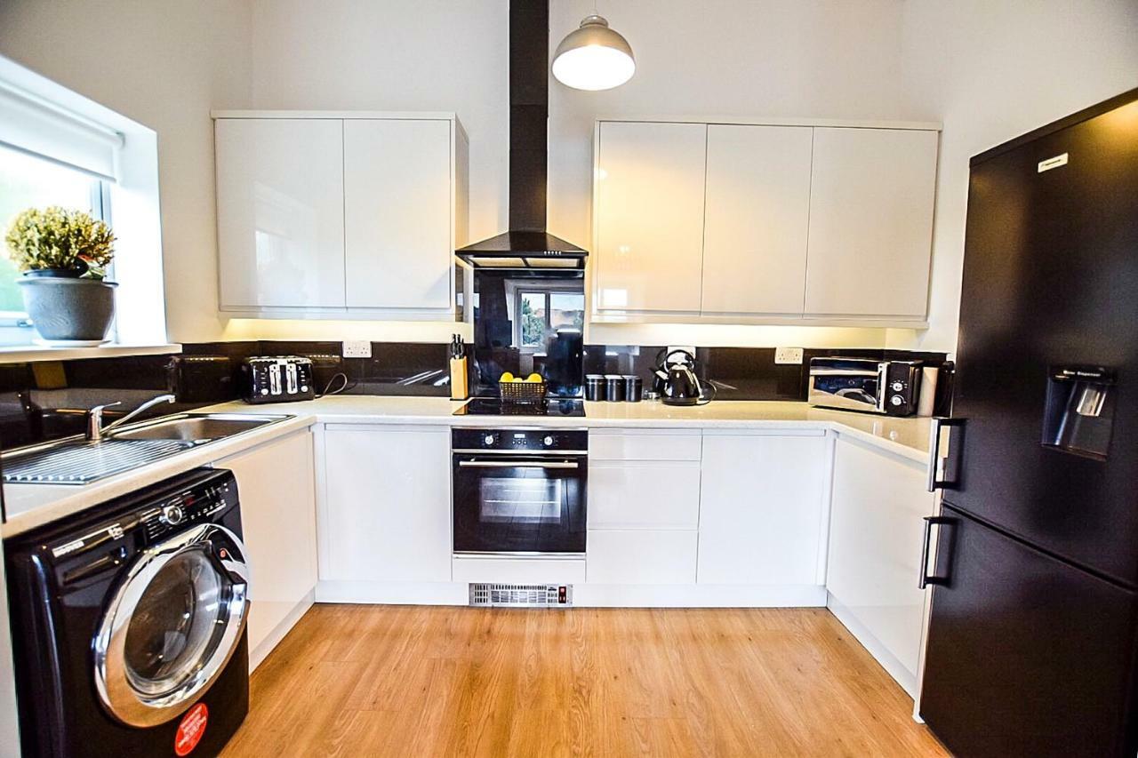 Sunderland Short Stays 2 Bedroom Apartment Free Parking Fulwell Sr6 Bagian luar foto